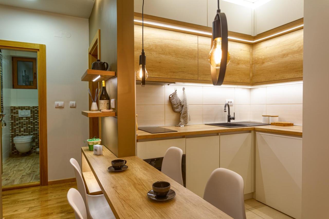 Dejana Apartman *