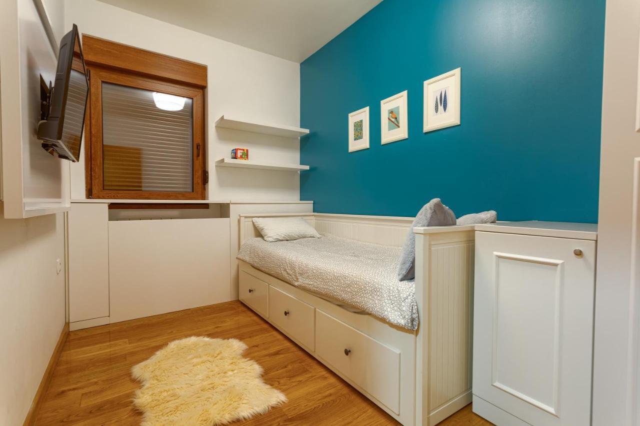 Dejana Apartman *